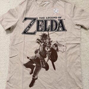 NWT Zelda Tee Shirt - Size L